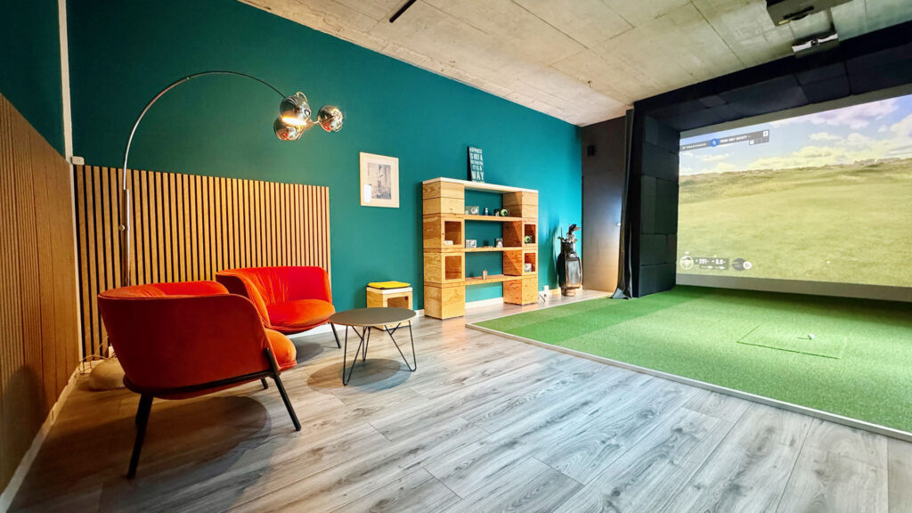 Indoor Golf & Golfsimulator in Winterthur | PRIME Golf Society Events Bild 1 Indoor Golf & Golfsimulator in Winterthur | PRIME Golf Society Events IMG 0150