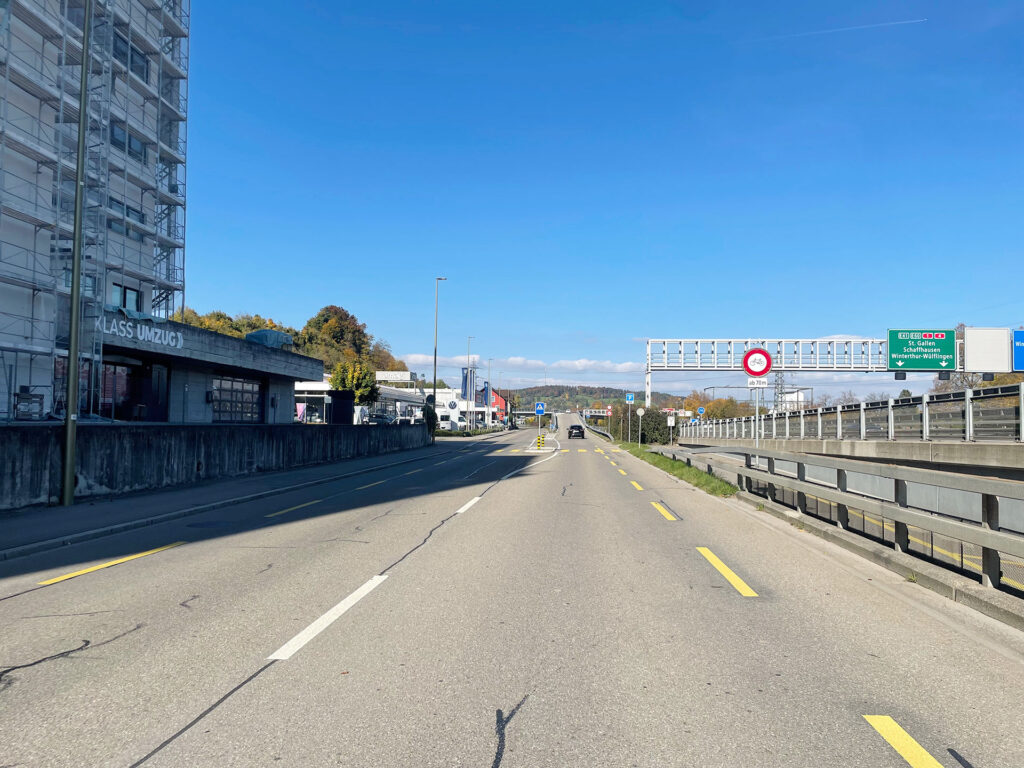 Von Kemptthal kommend Richtung Winterthur...